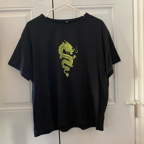 Tops - Black Dragon Tshirt
